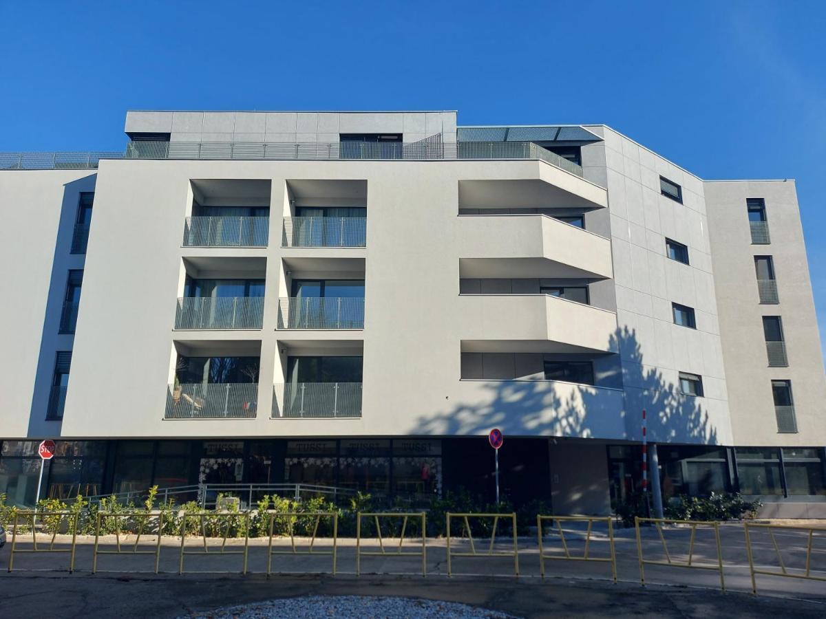 Subarx Centrum 尼特拉 外观 照片